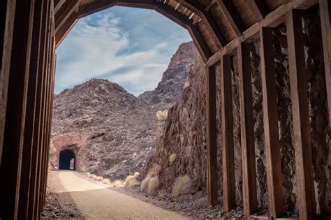 railroad tunnel trail lake mead.